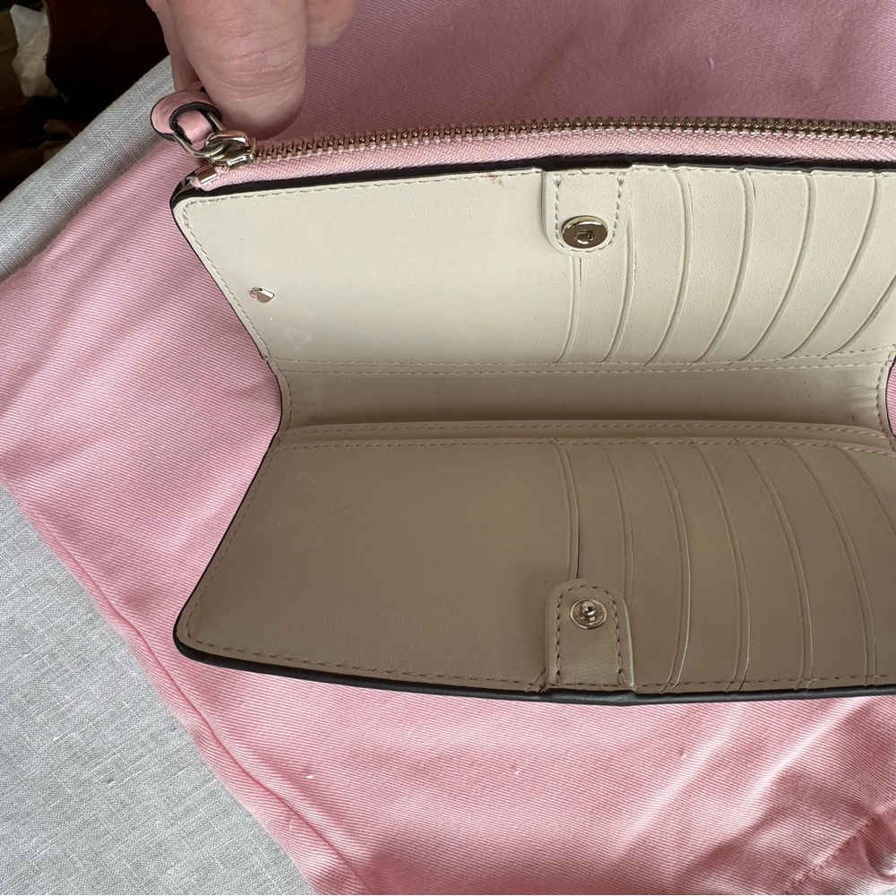 Kate Spade Lena Continental Pink Pebbled Leather Zip Wallet Large. 
Dust bag. - Picture 6 of 7
